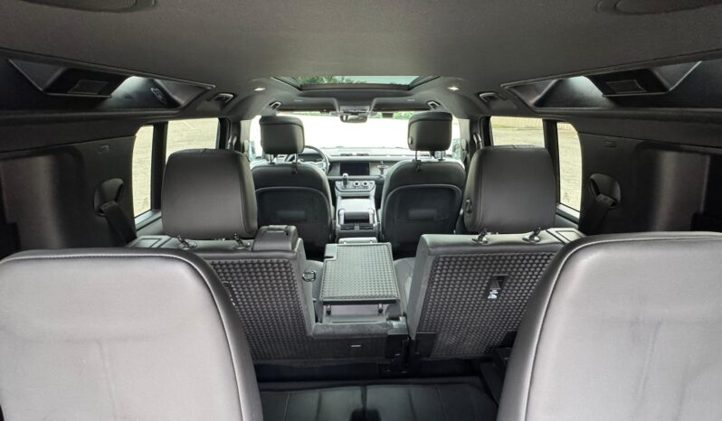 								2023 Land Rover Defender 110 X-Dynamic SE AWD full									