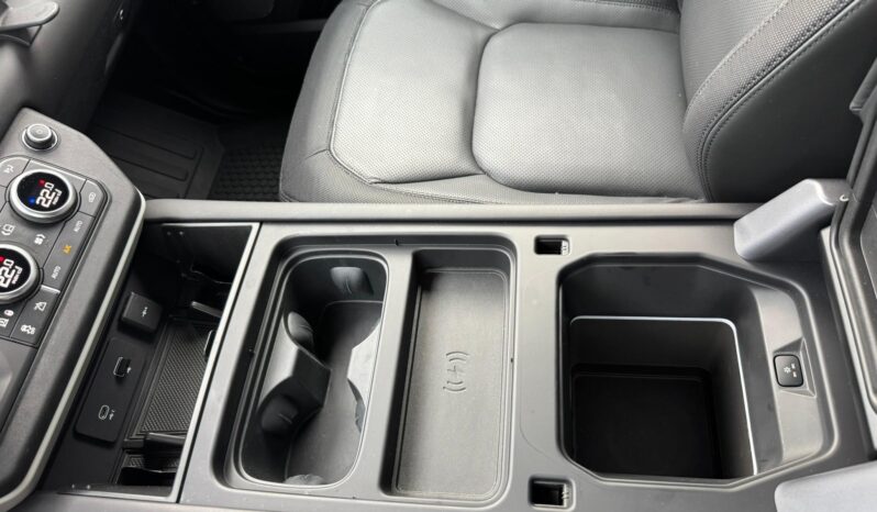 								2023 Land Rover Defender 110 X-Dynamic SE AWD full									