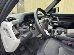 										2023 Land Rover Defender 110 X-Dynamic SE AWD full									