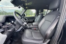 										2023 Land Rover Defender 110 X-Dynamic SE AWD full									