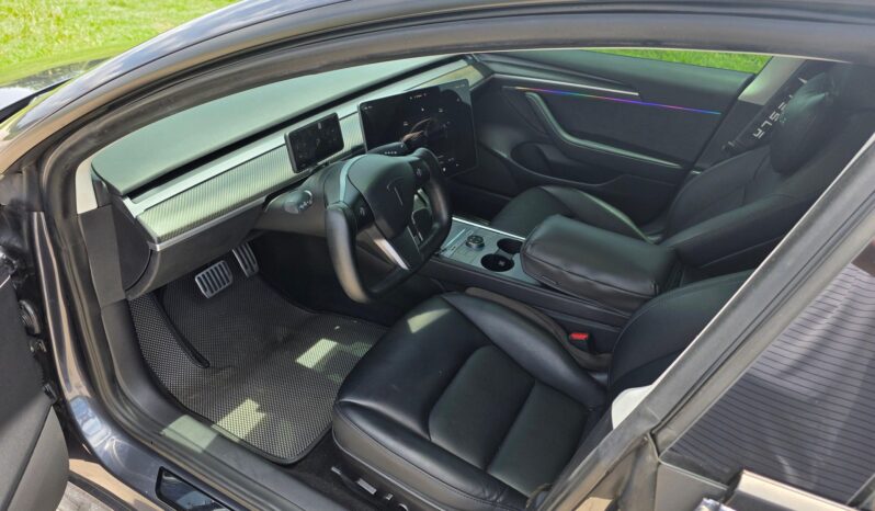 								2022 Tesla Model 3 Long Range AWD full									