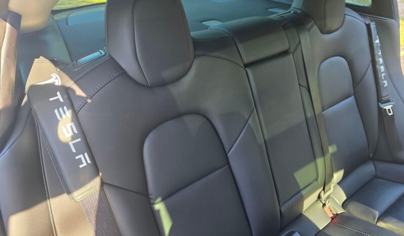 								2022 Tesla Model 3 Long Range AWD full									