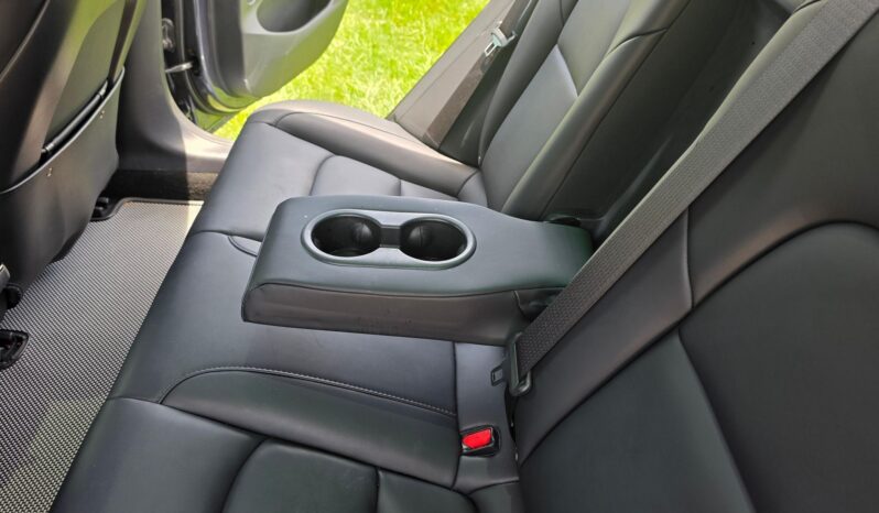 								2022 Tesla Model 3 Long Range AWD full									