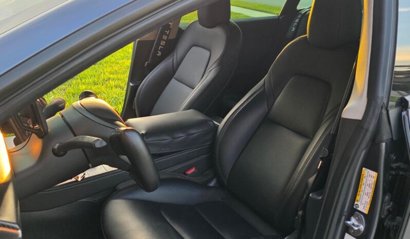 								2022 Tesla Model 3 Long Range AWD full									