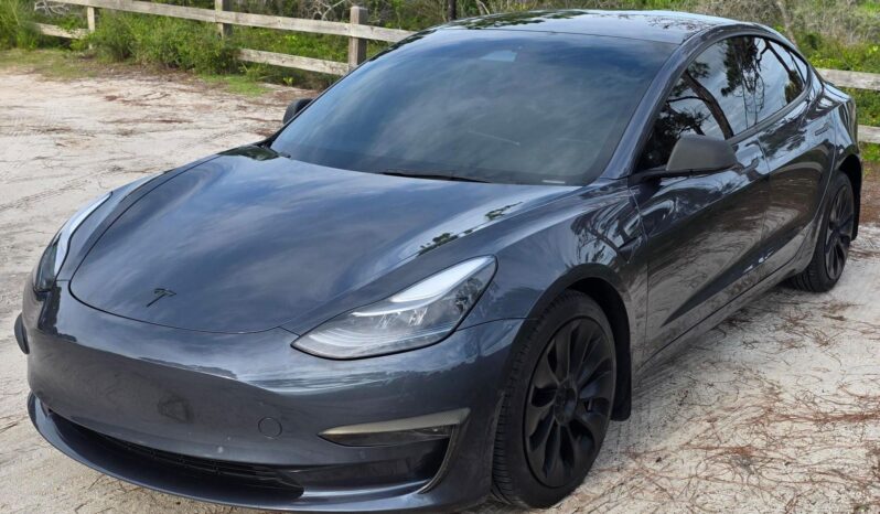 								2022 Tesla Model 3 Long Range AWD full									