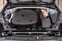 										2023 Volvo V60 Recharge T8 Polestar Engineered 455-hp full									