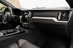 2023 Volvo V60 Recharge T8 Polestar Engineered 455-hp