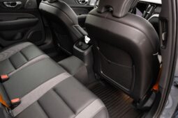 										2023 Volvo V60 Recharge T8 Polestar Engineered 455-hp full									