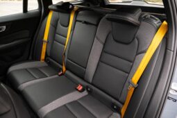 										2023 Volvo V60 Recharge T8 Polestar Engineered 455-hp full									