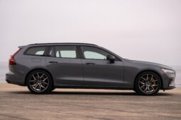 										2023 Volvo V60 Recharge T8 Polestar Engineered 455-hp full									