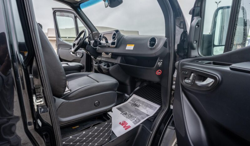 								2023 Mercedes-Benz Sprinter 3500XD AWD full									