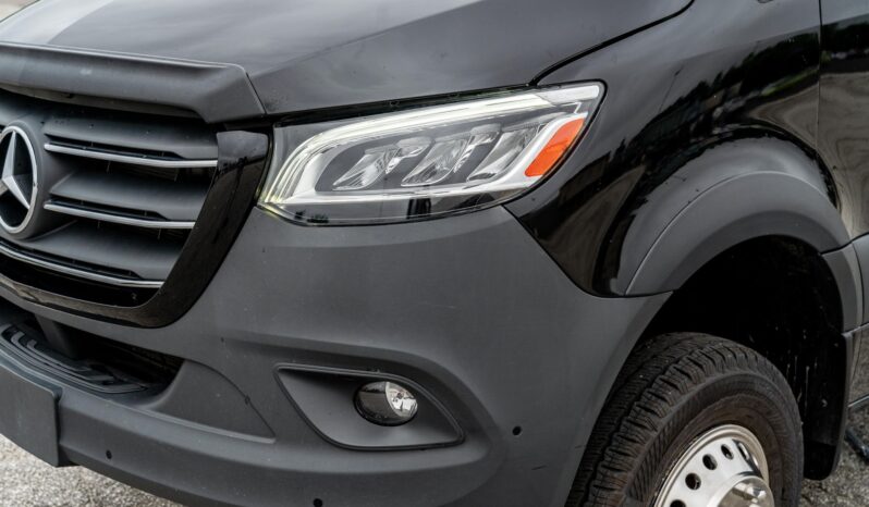 								2023 Mercedes-Benz Sprinter 3500XD AWD full									