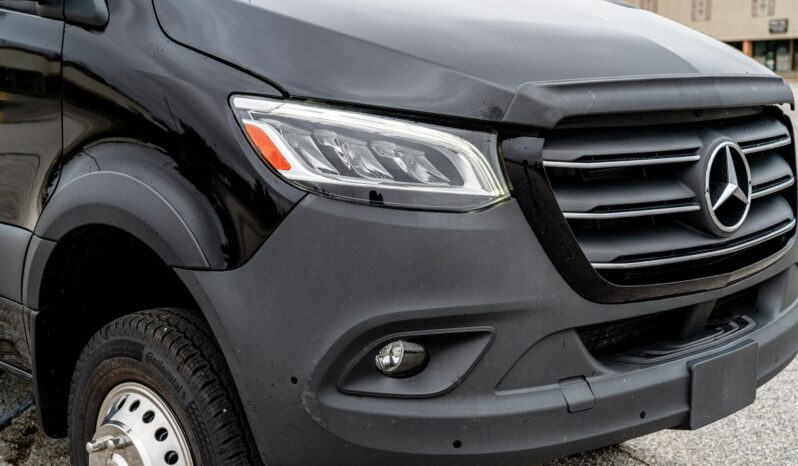 								2023 Mercedes-Benz Sprinter 3500XD AWD full									