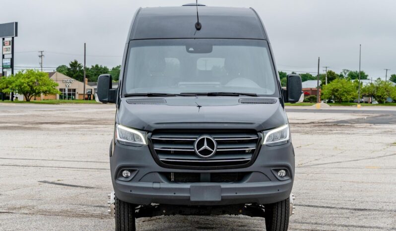 								2023 Mercedes-Benz Sprinter 3500XD AWD full									