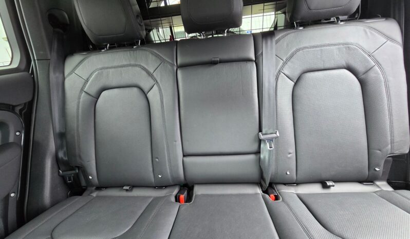 								2023 Land Rover Defender 110 S TReK Edition full									