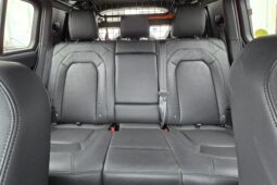 										2023 Land Rover Defender 110 S TReK Edition full									