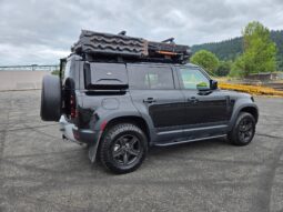 										2023 Land Rover Defender 110 S TReK Edition full									