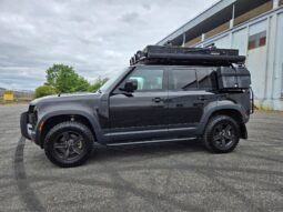 										2023 Land Rover Defender 110 S TReK Edition full									