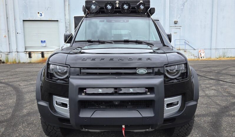 								2023 Land Rover Defender 110 S TReK Edition full									