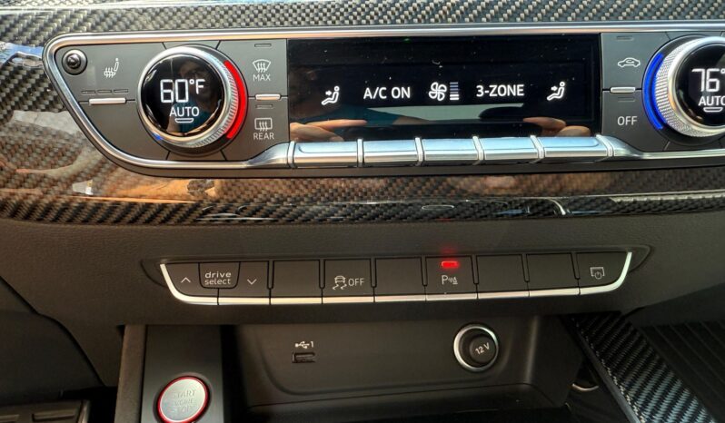 								2023 Audi RS5 Coupe AWD full									