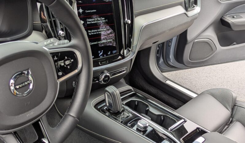 								2022 Volvo V60 T8 Polestar Engineered Extended Range full									