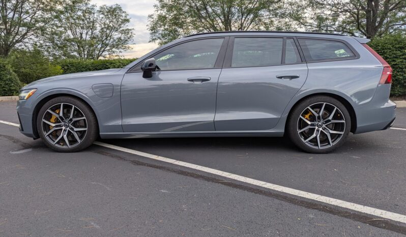								2022 Volvo V60 T8 Polestar Engineered Extended Range full									