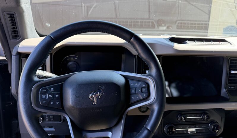 								2022 Ford Bronco Wildtrak 4WD full									