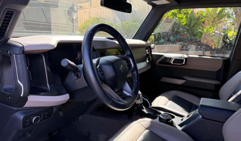 								2022 Ford Bronco Wildtrak 4WD full									