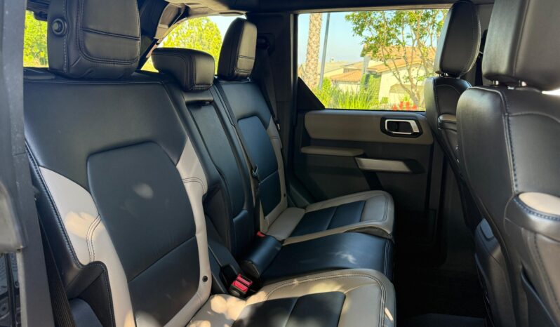 								2022 Ford Bronco Wildtrak 4WD full									