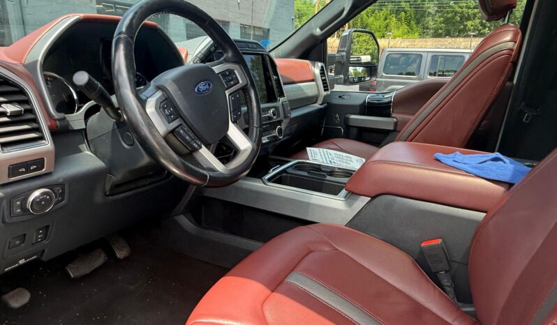 								2022 Ford F-350 Super Duty Platinum 4×4 Turbodiesel full									