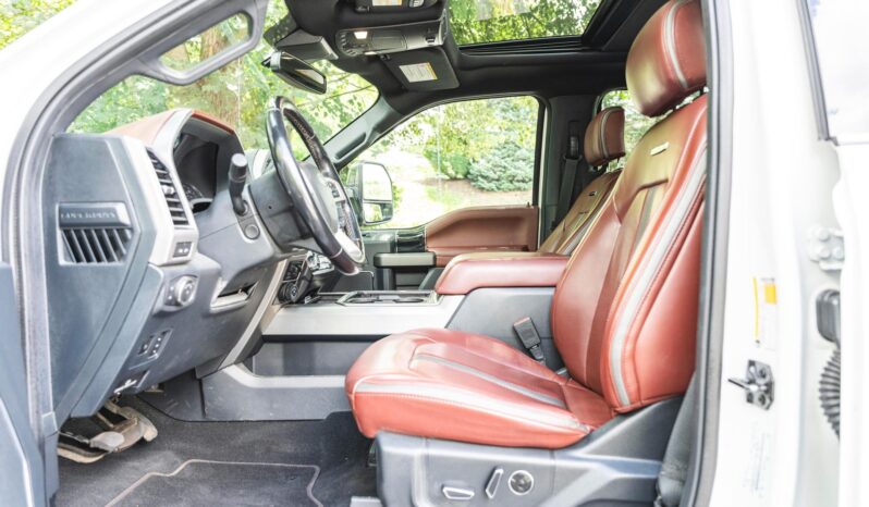 								2022 Ford F-350 Super Duty Platinum 4×4 Turbodiesel full									