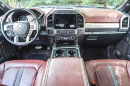 										2022 Ford F-350 Super Duty Platinum 4×4 Turbodiesel full									