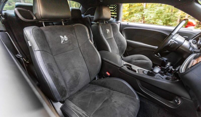 								2022 Dodge Challenger 392 Hemi Scat Pack Shaker full									
