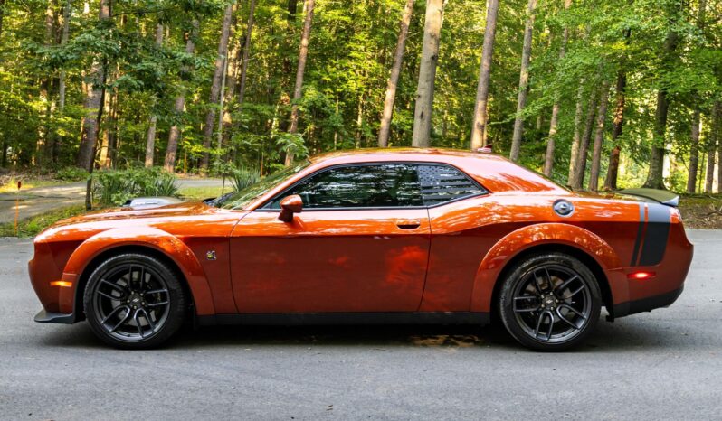 								2022 Dodge Challenger 392 Hemi Scat Pack Shaker full									