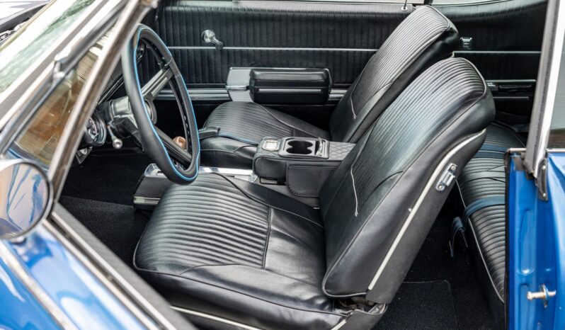 								1968 Oldsmobile 442 Coupe 400-Cubic-Inch V8 full									