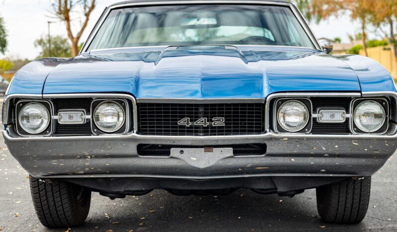 								1968 Oldsmobile 442 Coupe 400-Cubic-Inch V8 full									
