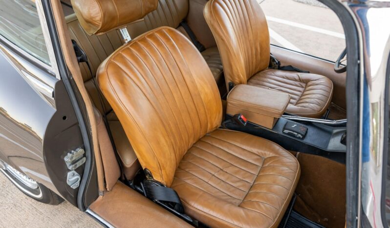 								1973 Jaguar XKE 2+2 Coupe full									