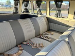 										1975 Volkswagen Bus full									