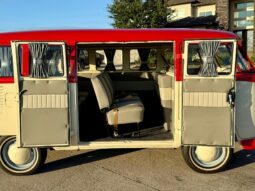										1975 Volkswagen Bus full									