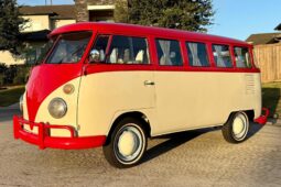 										1975 Volkswagen Bus full									