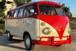 										1975 Volkswagen Bus full									