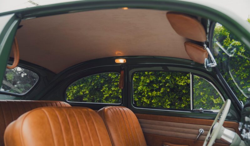 								1961 Volkswagen Beetle full									