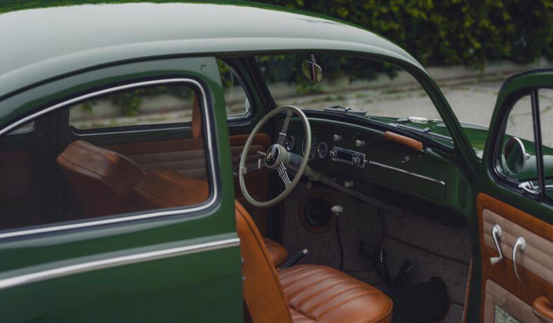 								1961 Volkswagen Beetle full									