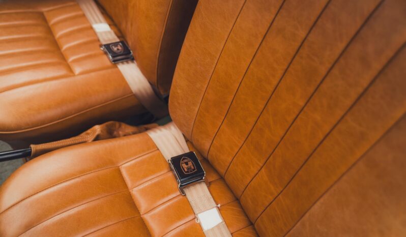 								1961 Volkswagen Beetle full									