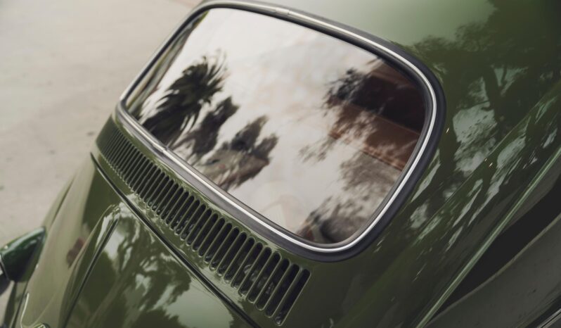 								1961 Volkswagen Beetle full									