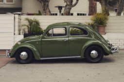 										1961 Volkswagen Beetle full									