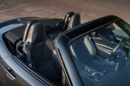 										2022 Mazda MX-5 Miata Club Manual full									