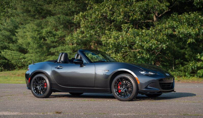 								2022 Mazda MX-5 Miata Club Manual full									