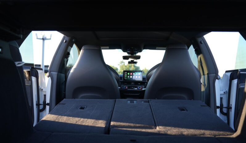 								2023 Audi RS5 Sportback AWD full									