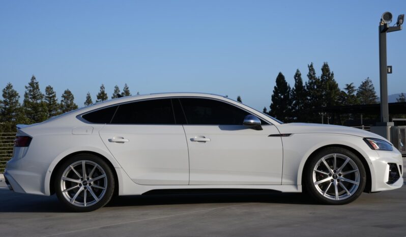 								2023 Audi RS5 Sportback AWD full									